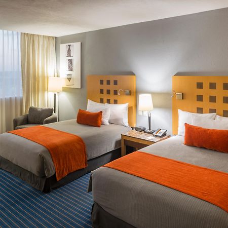 Real Inn Нуево Ларедо Екстериор снимка